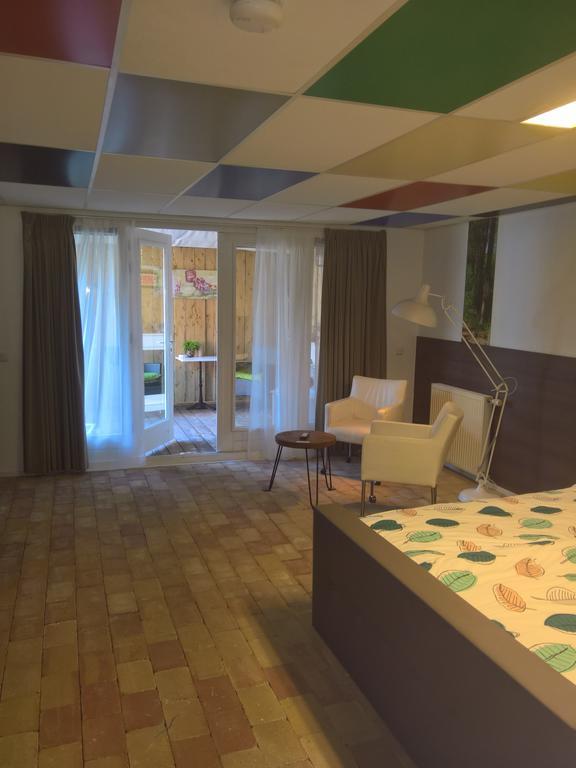 Hotel Kantje Levantje 米德尔哈尼斯 外观 照片