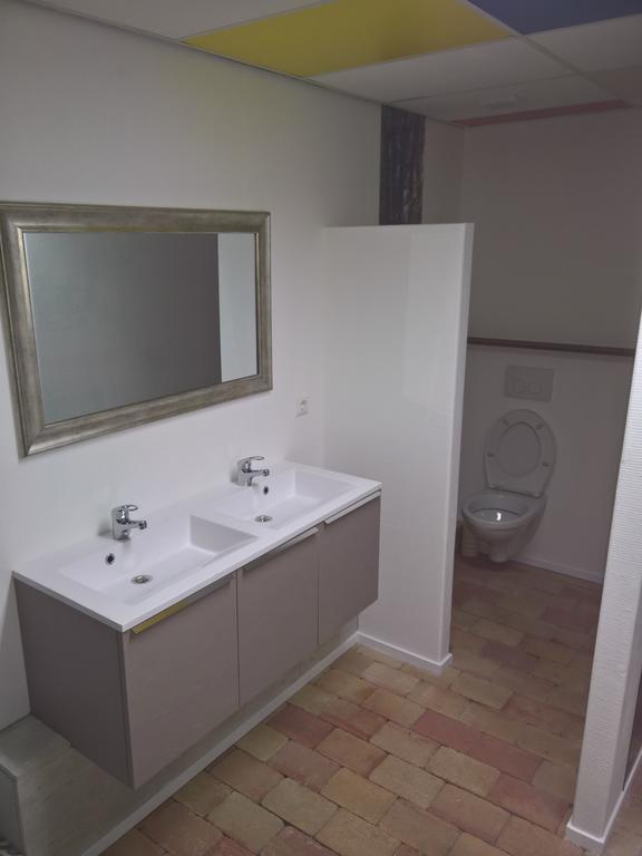 Hotel Kantje Levantje 米德尔哈尼斯 外观 照片