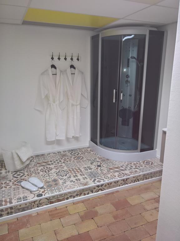 Hotel Kantje Levantje 米德尔哈尼斯 外观 照片